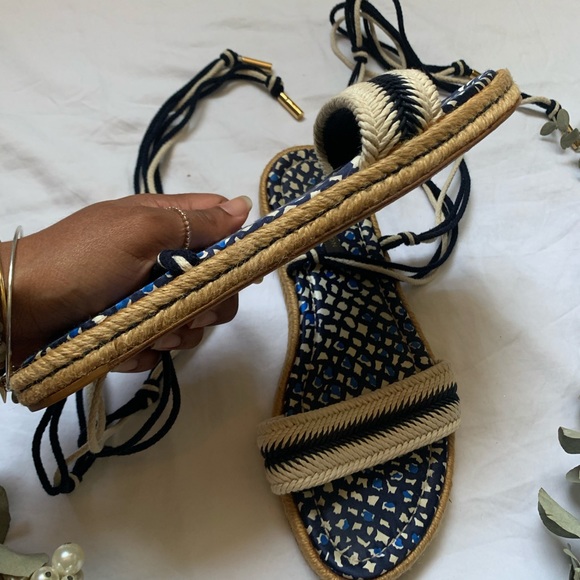 Louis Vuitton Lace-Up Strappy Sandals - Picture 6 of 8